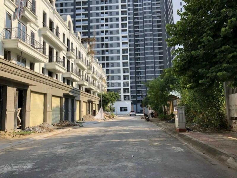 Bán gấp Nhà hoàn thiện Trung tâm huyện Gia Lâm