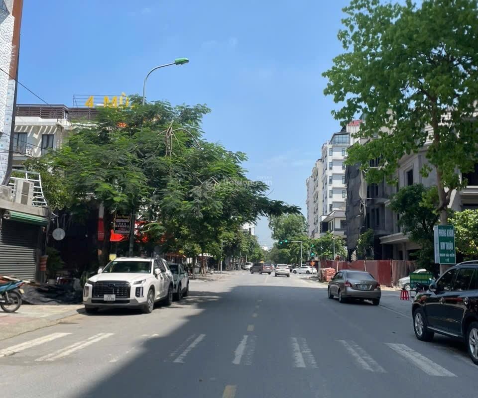 Bán gấp căn 2 tầng siêu đẹp 2 mặt tiền