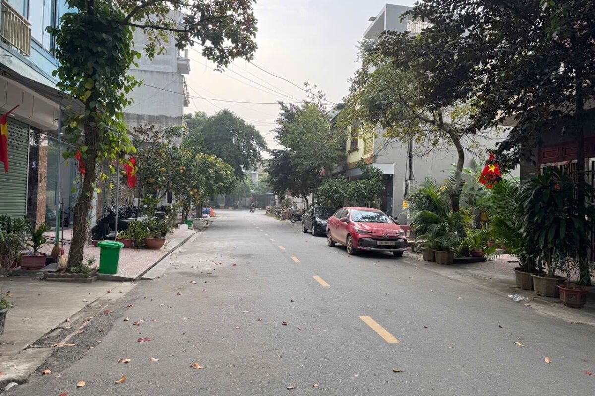 Cần bán 72m đất Bồ Sơn 3 view vườn hoa to giá 9,8 tỷ