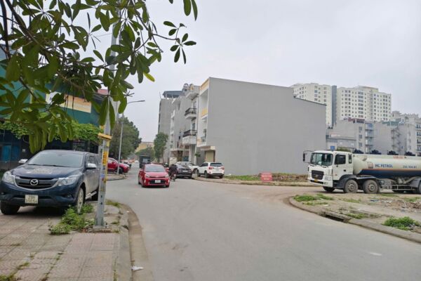 Nhà 2 tầng 77,5m mặt 5m ,Bồ Sơn 4- võ cường , lõi trung tâm giá 13,x tỷ