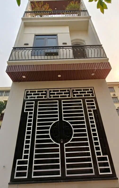 Nhà 3 tầng cô Mễ – vũ ninh 73m Oto vào nhỉnh 5 tỷ, sát trường học