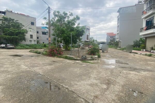 Bán 67m đất trung tâm Đại Phúc, view vườn hoa, sát chợ giá 7 tỷ