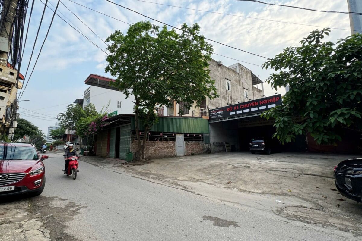 Nhà 4 tầng Nguyễn đăng đạo 158m đang cho thuê 360 tr/ năm