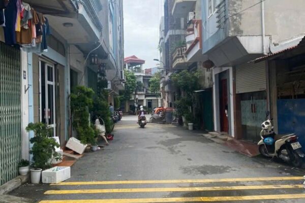 Nhà 2 tầng Lê Phụng Hiểu- vệ an 53m giá 6 tỷ tí