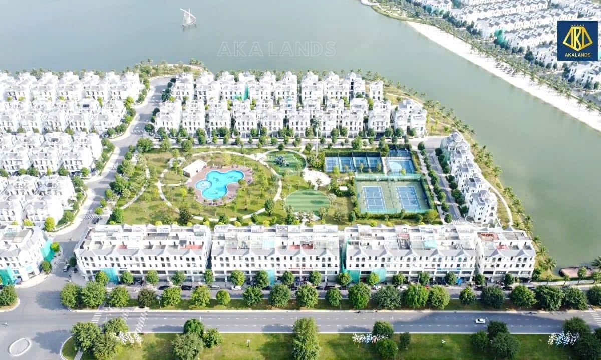 Bán căn biệt thự Vinhomes ocean park gia lâm 150m2 mặt tiền 8.3M