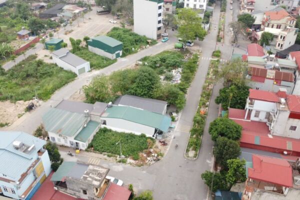 Bán nhà cấp 4 đấu giá cổ bi gia lâm 90m2 mặt tiền 6m vỉa hè rộng