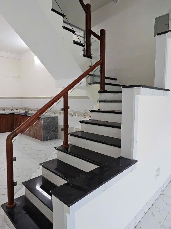 Nhà 3 tầng mới 58m lãm làng- nam sơn sát khu công nghiệp chỉ hơn 2 tỷ