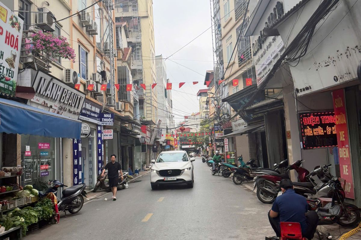 Bán nhà 4 tầng kinh doanh trung tâm gia lâm 48m2