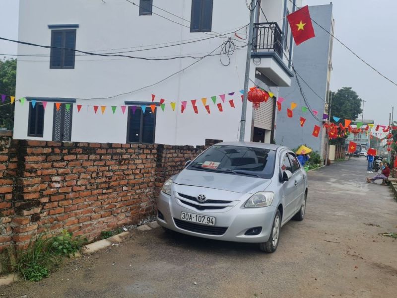 chính chủ gửi bán 54m2 đất lô góc, ngõ thông, ô tô đỗ cửa, view đẹp giá 5.65 tỷ