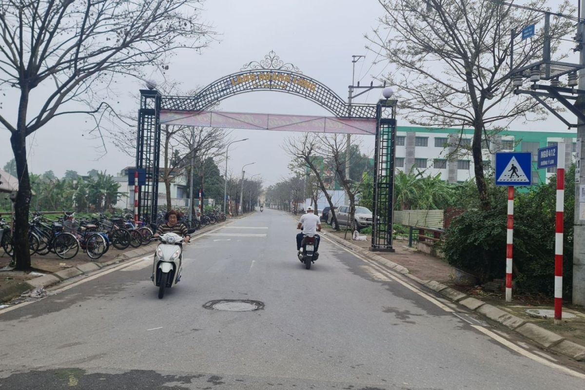 chính chủ gửi bán 45m2 đất ngõ thông ô tô đỗ cửa, Đặng Xá, Gia Lâm. giá 4.3 tỷ